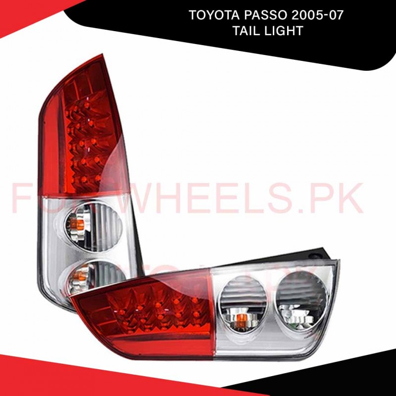 Toyota Passo 2005-07 Tail Light