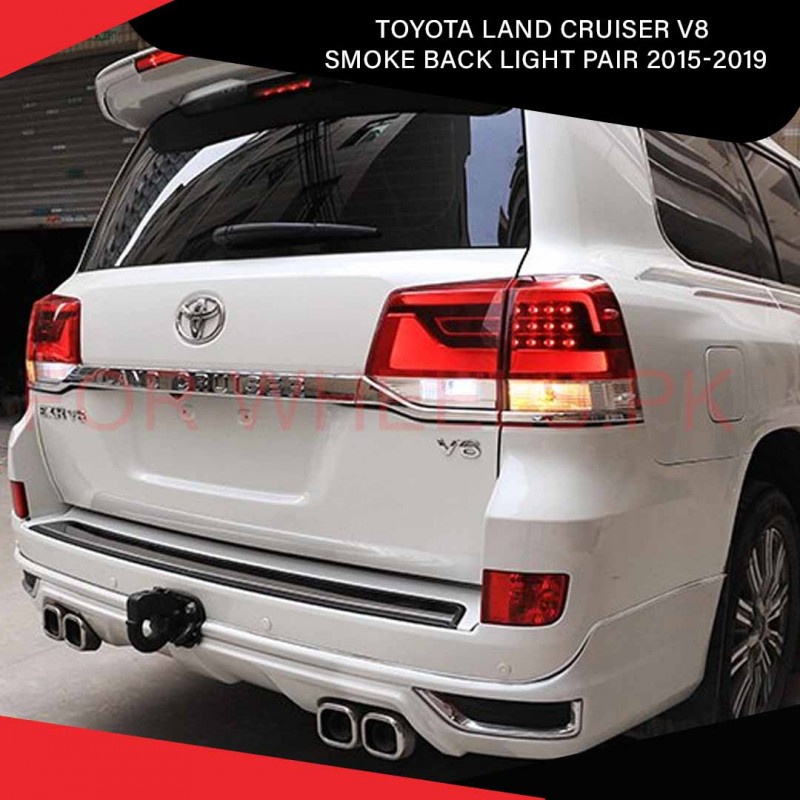 Toyota Land Cruiser V8 Smoke Back Light Pair 2015-2019