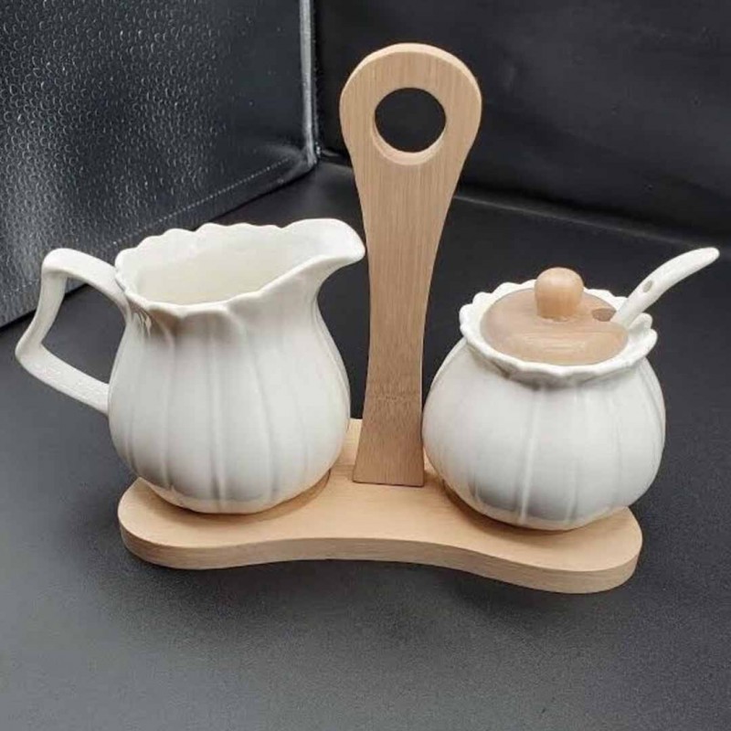 White Porcelain Sugar And Creamer Set