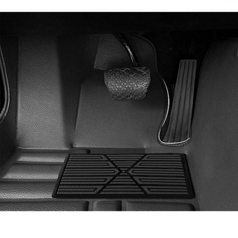 Enhance Your Toyota Fortuner with Premium Black 5D Floor Mats - Durable and Stylish!