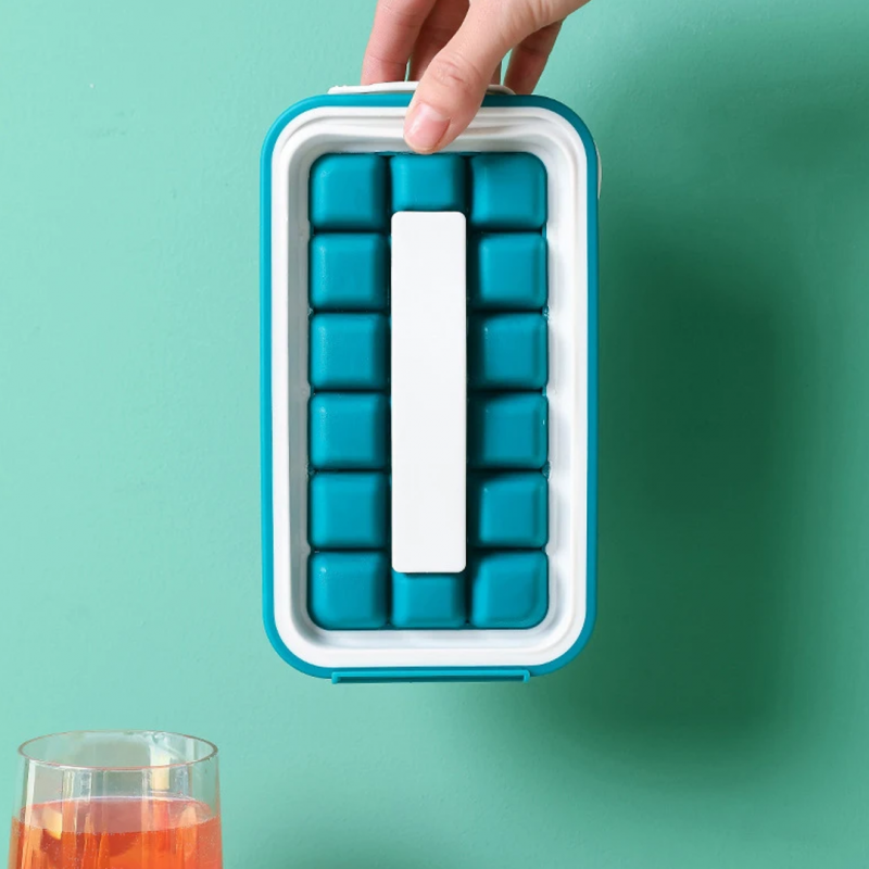 2 In 1 Silicone Ice Cube Box