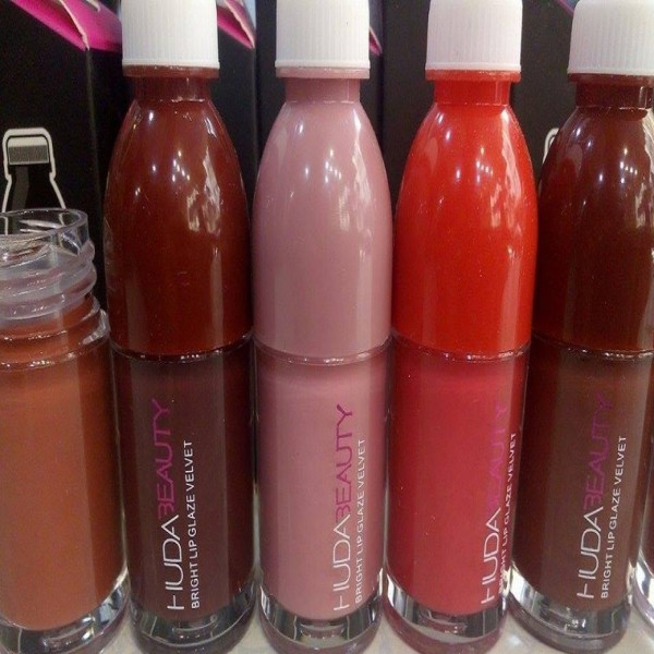 Huda Beauty Waterproof Bottle Lip Gloss (Pack Of 12)