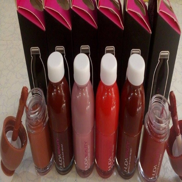 Huda Beauty Waterproof Bottle Lip Gloss (Pack Of 12)