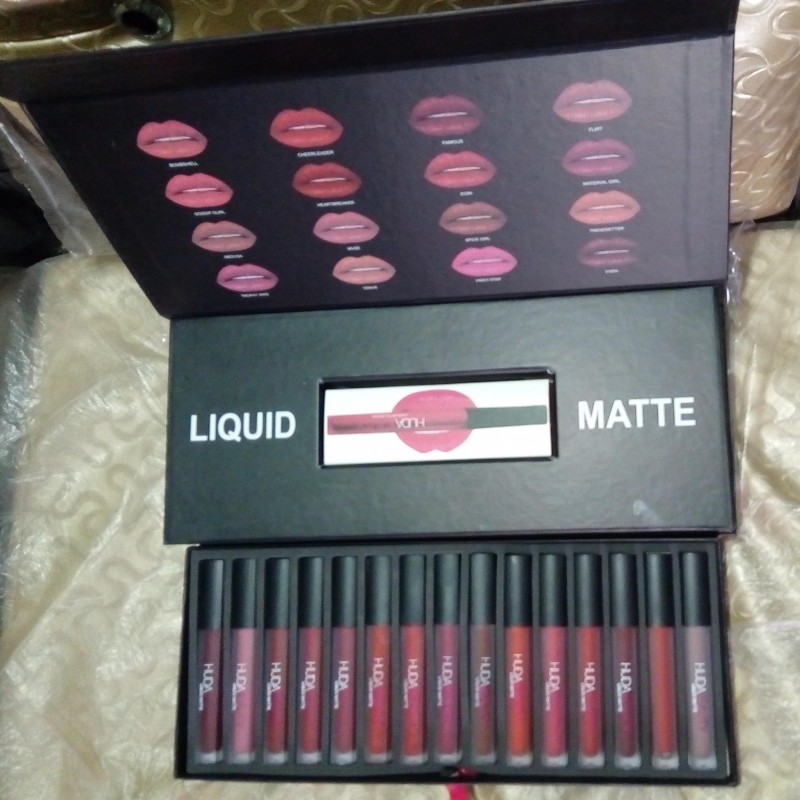 Huda Beauty Liquid Matte Lipstick & Lip Gloss Tray (Set Of 16)