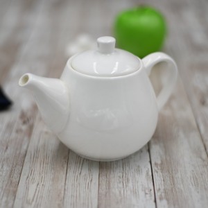 White Classic Teapot